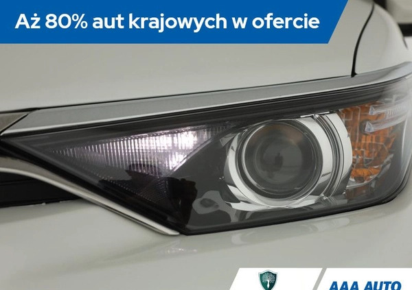 Toyota Auris cena 55000 przebieg: 105564, rok produkcji 2015 z Pułtusk małe 277